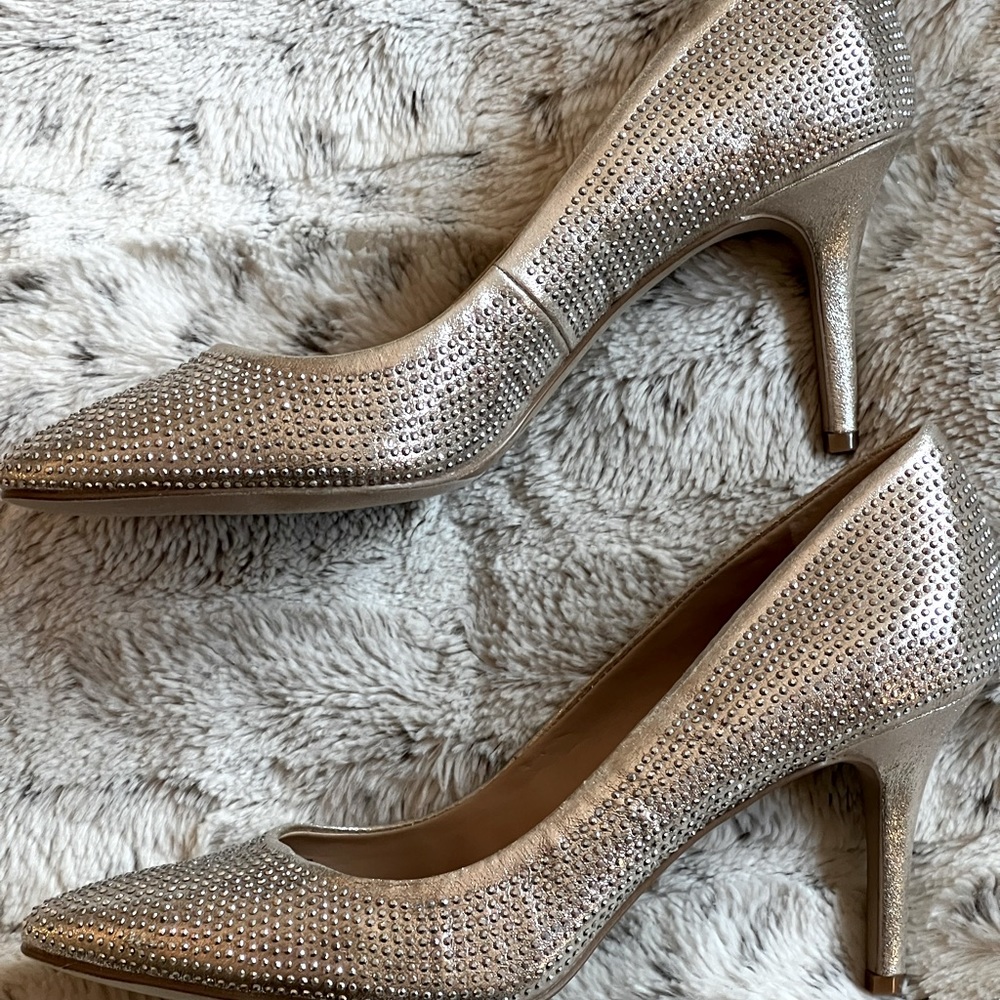 Sparkly pumps